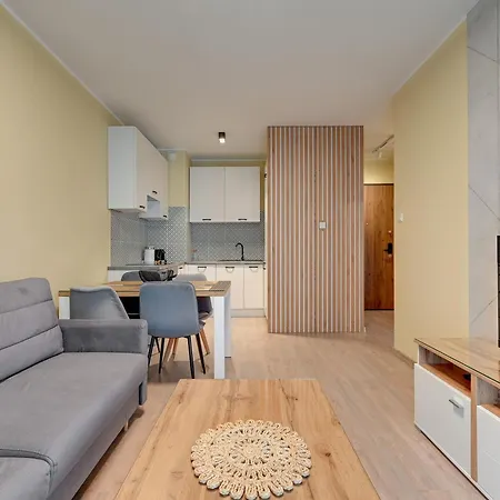 Seaside Zajezdnia Wrzeszcz By Downtown Appartamento Danzica